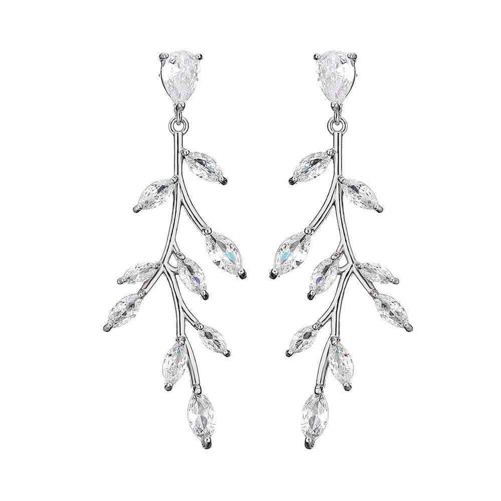 Personalized Creative Leaf-shaped Earring Women