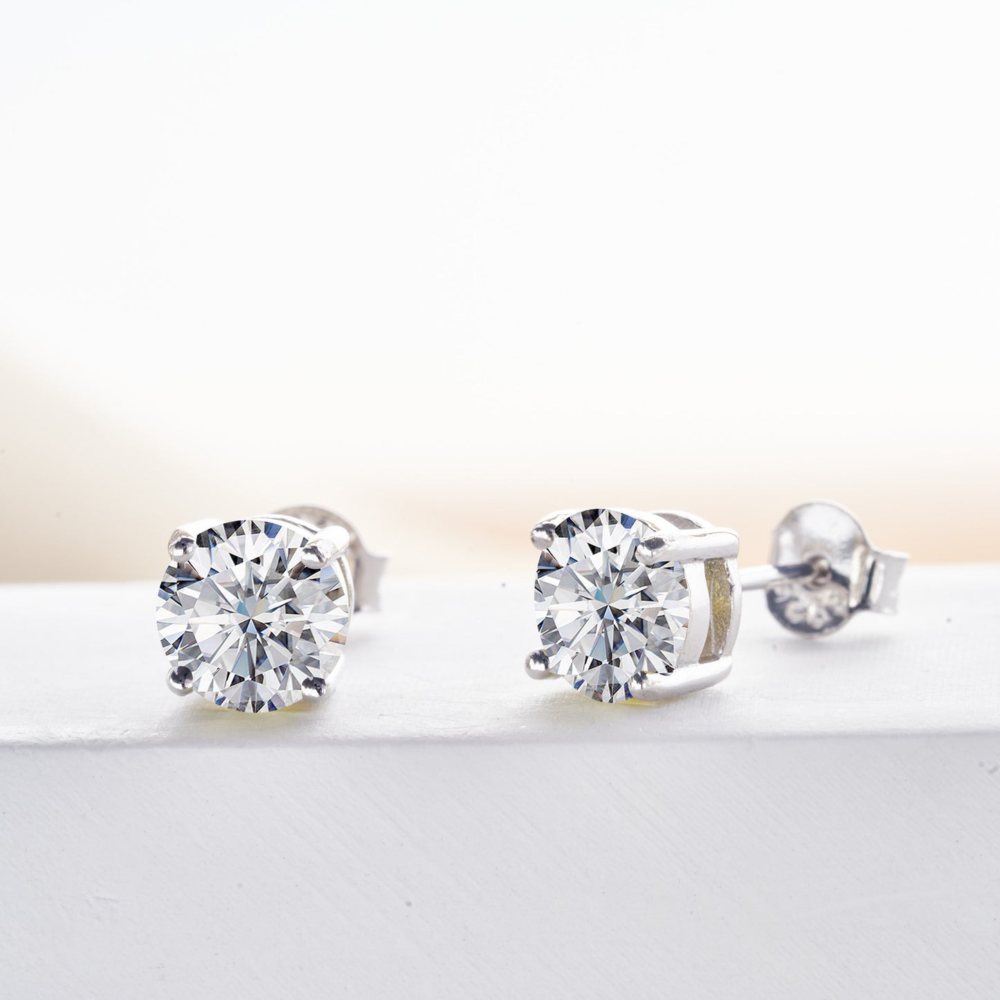 Micro Inlaid Moissanite Stud Earrings Female S925 Sterling Silver