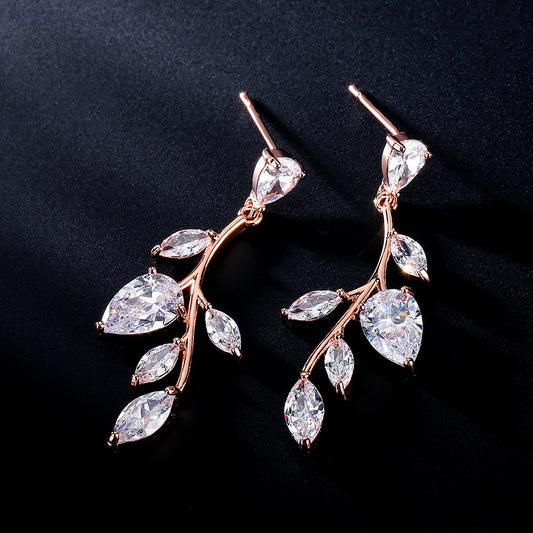Personalized Creative Leaf-shaped Earring Women