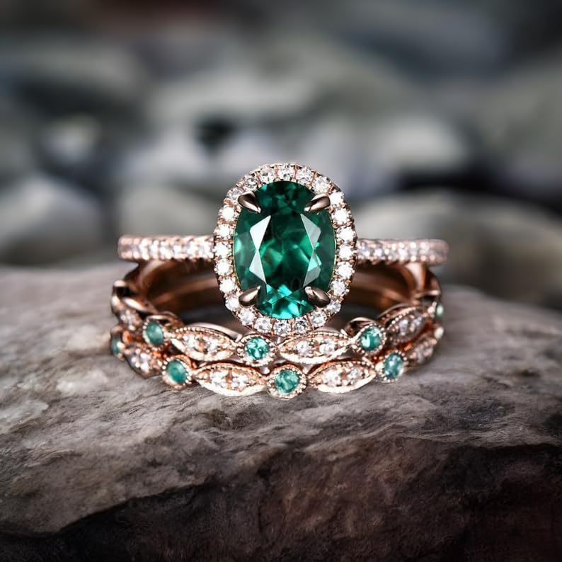 Fashion Personality Three-in-one Emerald Laminated Ring