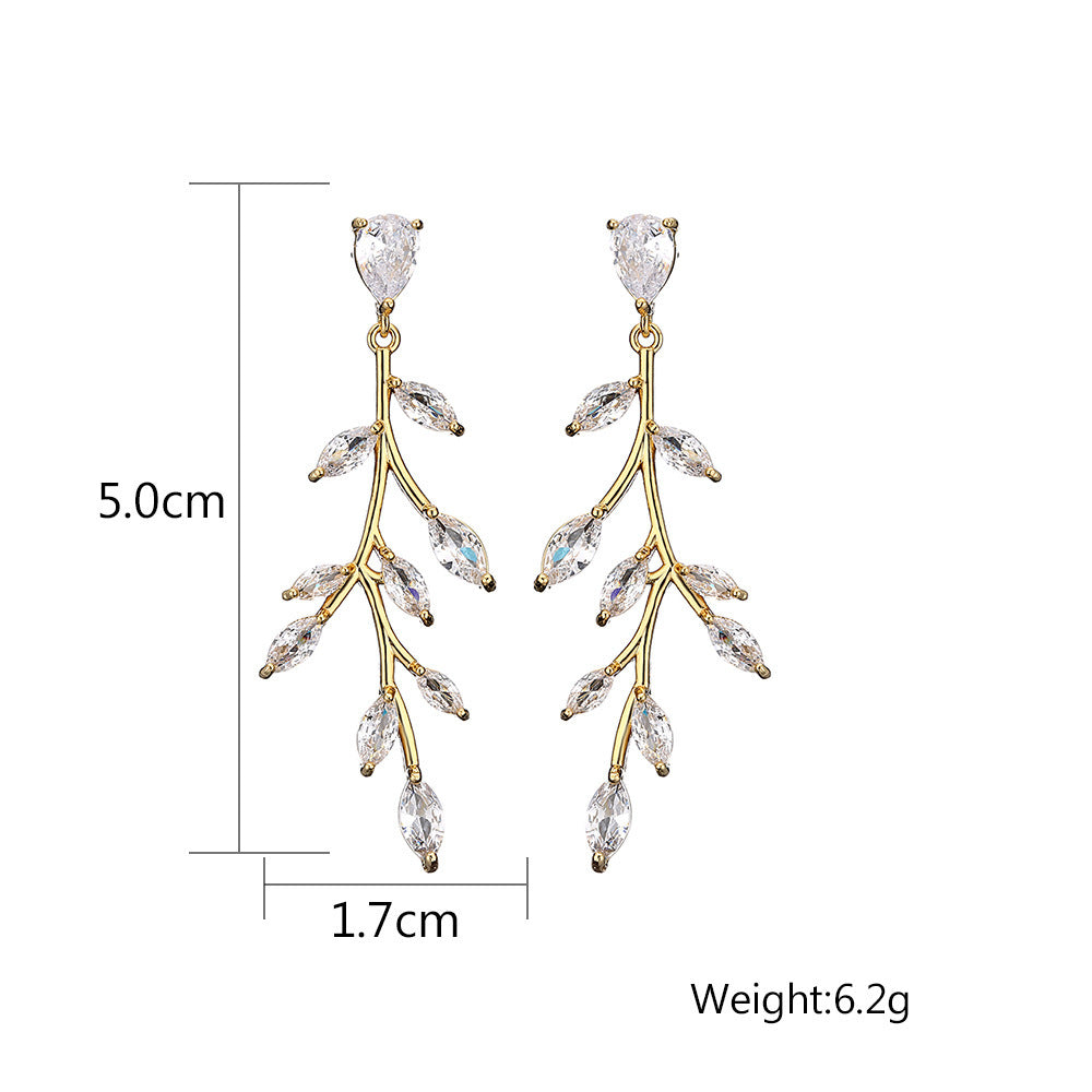 Personalized Creative Leaf-shaped Earring Women