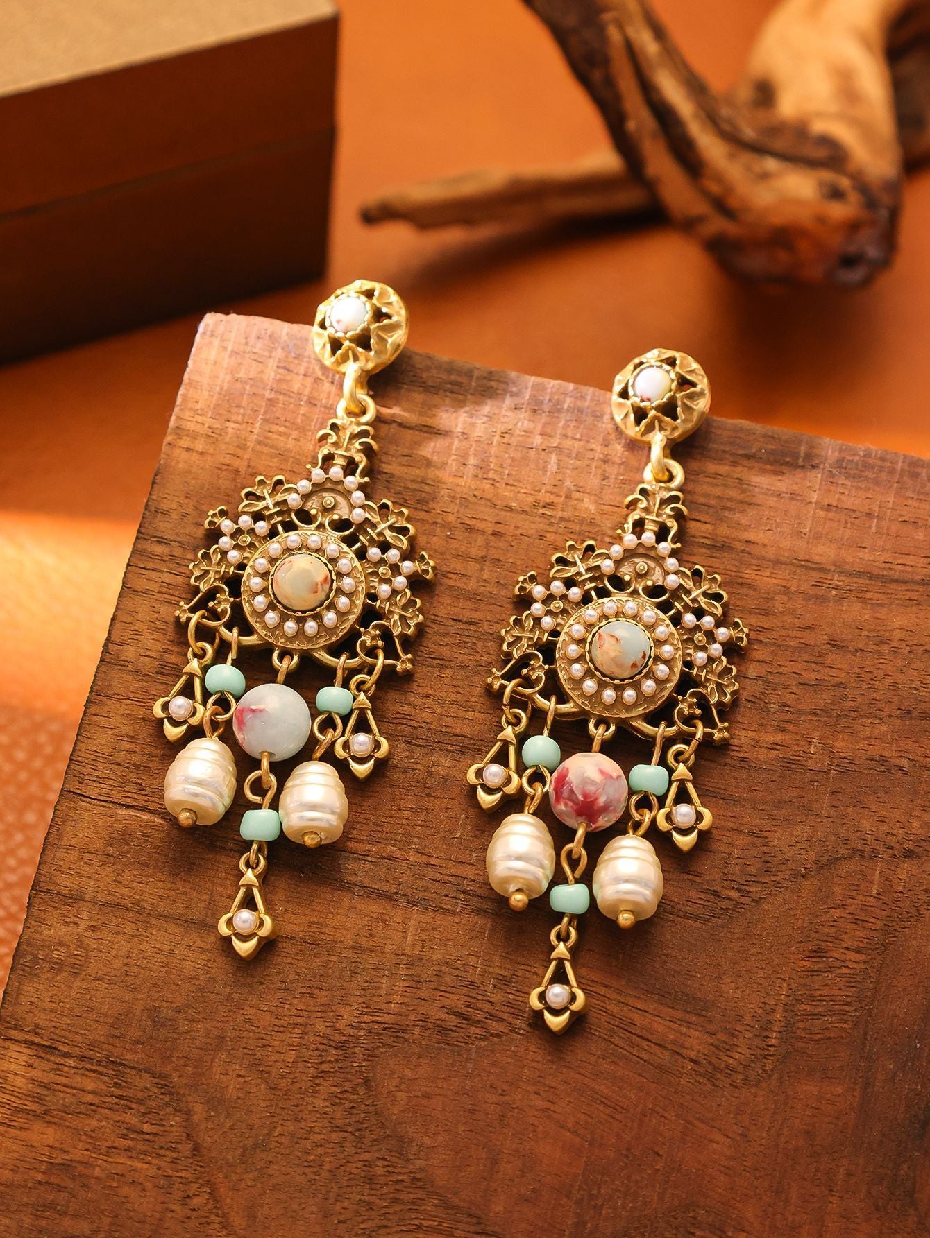 Glass Pearl High-grade Earrings Temperament Entry Lux Ear Studs
